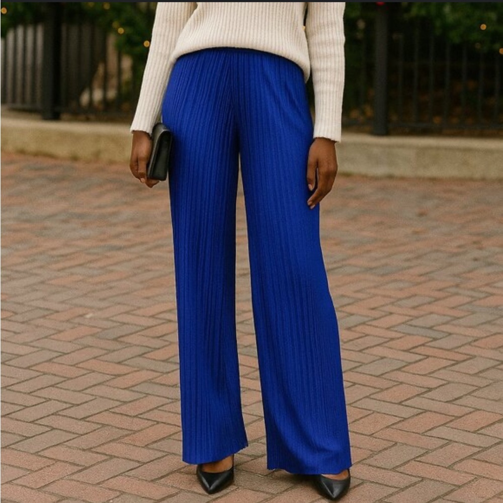 NWOT Lafayette 148 NY Satin Plissé Pants Blue